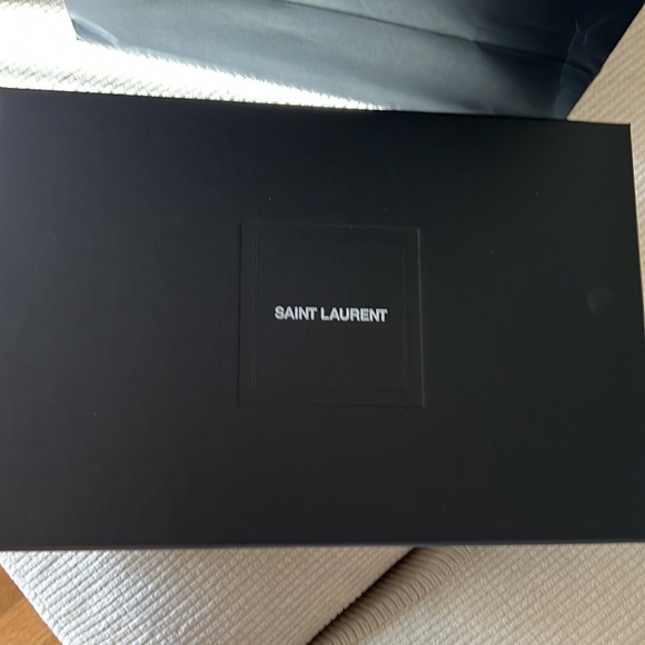 Brand new Ysl sac Manhattan very elegant - Picture 4 of 4